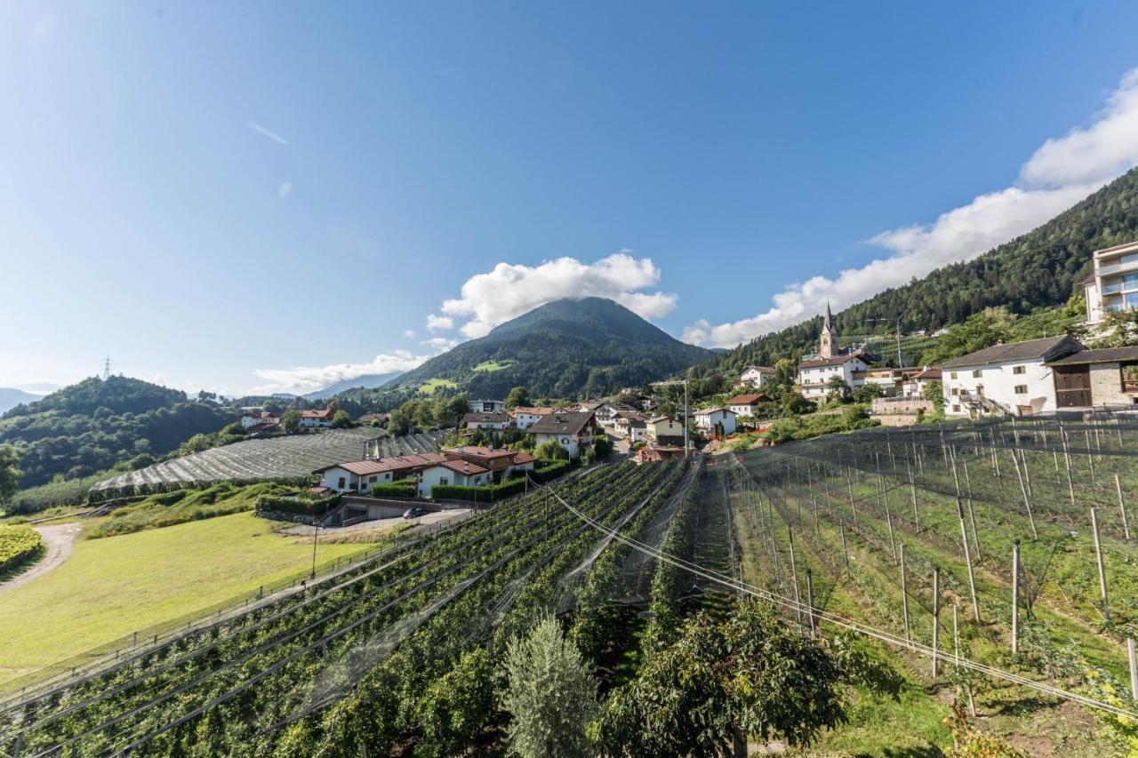Ferienwohnung Bergblick-schlosshof Völlan Exterior foto